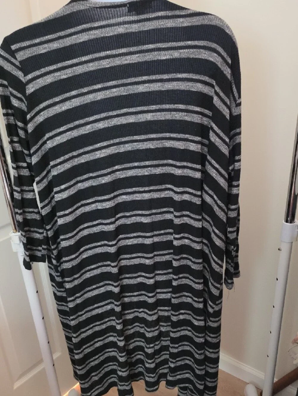 LuLaRoe Black and Gray Striped Open-Front Cardigan Robe